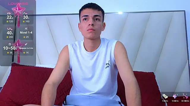 Snapshot of Hotboy21_ chatting on September 20, 2025, 3:33 am Hotboy21  online show from September 20, 2025, 3:33 am