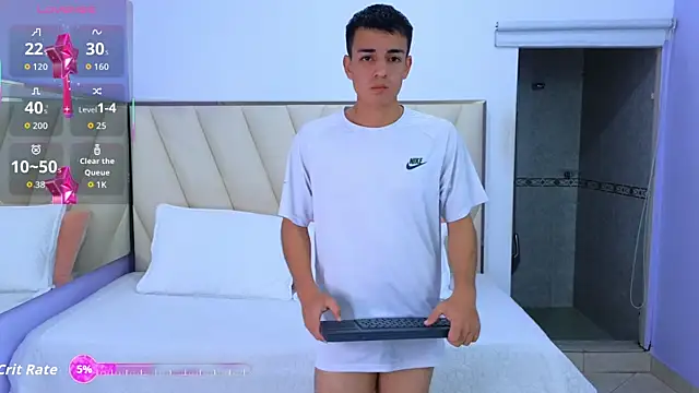 Snapshot of Hotboy21_ chatting on September 28, 2025, 3:35 am Hotboy21  online show from September 28, 2025, 3:35 am