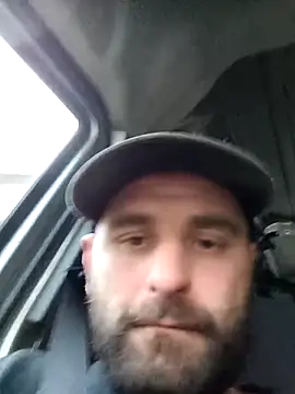 Snapshot of Dokonaly chatting on October 1, 2025, 2:54 pm Dokonaly online show from October 1, 2025, 2:54 pm