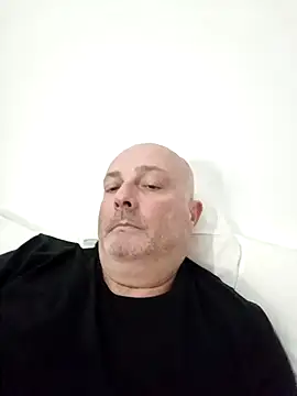 Alexis Bull online show from March 5, 2026, 10:12 am