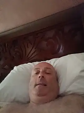 Snapshot of Alexis_Bull chatting on June 9, 2026, 2:18 pm Alexis Bull online show from June 9, 2026, 2:18 pm
