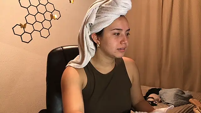 Snapshot of amelia_hall chatting on September 18, 2025, 12:08 pm amelia hall online show from September 18, 2025, 12:08 pm