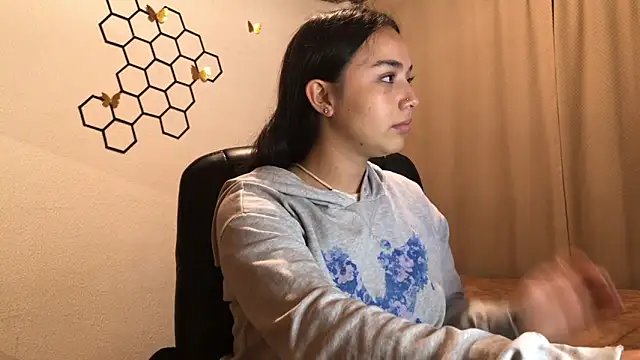 Snapshot of amelia_hall chatting on October 28, 2025, 3:11 pm amelia hall online show from October 28, 2025, 3:11 pm