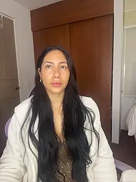 ArianaReynoldss online show from March 4, 2026, 10:34 am