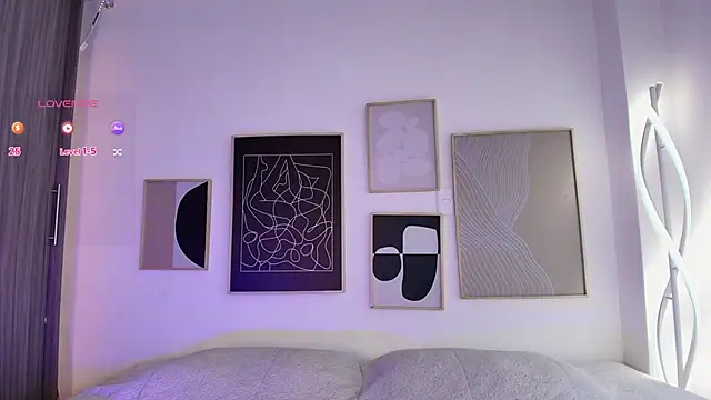 im eli1 online show from December 18, 2025, 5:50 pm