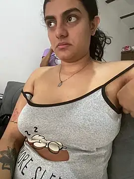 carlafox05 online show from March 7, 2026, 1:27 pm