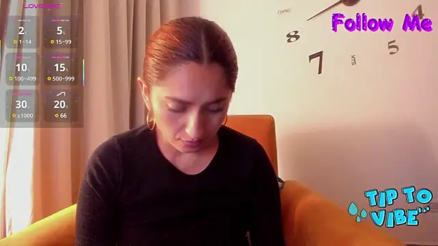 Snapshot of Misscruz_ chatting on March 20, 2025, 6:08 am Misscruz online show from March 20, 2025, 6:08 am