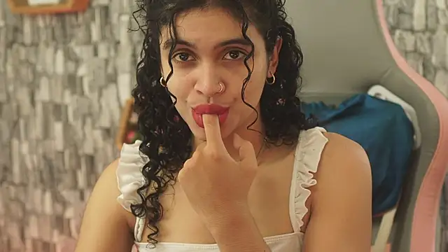 Snapshot of bonniie_98_ chatting on May 15, 2026, 7:12 pm bonniie 98 online show from May 15, 2026, 7:12 pm