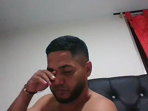 Snapshot of Alexanonimo chatting on October 29, 2025, 3:49 am Alexanonimo online show from October 29, 2025, 3:49 am