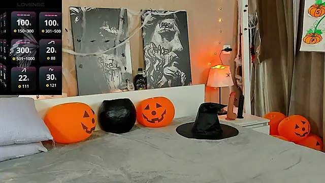 Kristy na online show from October 28, 2025, 2:23 am