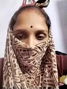 Soniy-Maax online show from April 15, 2026, 4:11 pm