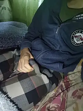 Snapshot of tipetto06 chatting on October 28, 2025, 9:52 am tipetto06 online show from October 28, 2025, 9:52 am