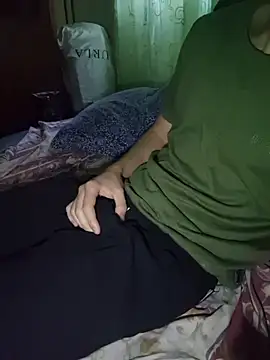 Snapshot of tipetto06 chatting on November 4, 2025, 3:05 pm tipetto06 online show from November 4, 2025, 3:05 pm