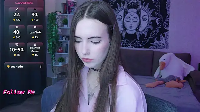 Snapshot of naugghtynikki chatting on October 30, 2025, 4:00 am naugghtynikki online show from October 30, 2025, 4:00 am