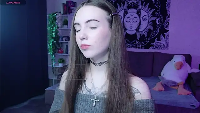 Snapshot of naugghtynikki chatting on October 28, 2025, 3:18 am naugghtynikki online show from October 28, 2025, 3:18 am