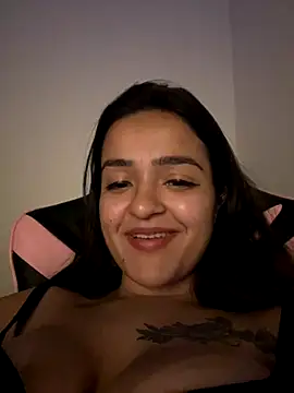 Snapshot of Manu_2002_ chatting on October 23, 2025, 1:59 am Manu 2002  online show from October 23, 2025, 1:59 am