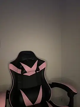 Snapshot of Manu_2002_ chatting on October 31, 2025, 9:43 pm Manu 2002  online show from October 31, 2025, 9:43 pm