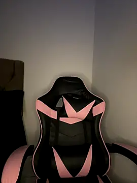 Snapshot of Manu_2002_ chatting on September 28, 2025, 12:06 am Manu 2002  online show from September 28, 2025, 12:06 am