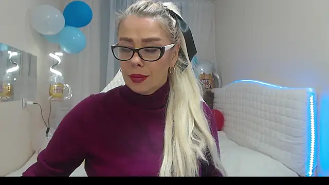 Snapshot of KatrinaCharm chatting on October 9, 2025, 6:36 am KatrinaCharm online show from October 9, 2025, 6:36 am