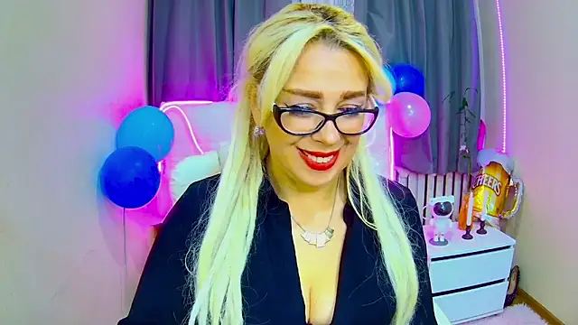 Snapshot of KatrinaCharm chatting on September 22, 2025, 6:19 am KatrinaCharm online show from September 22, 2025, 6:19 am