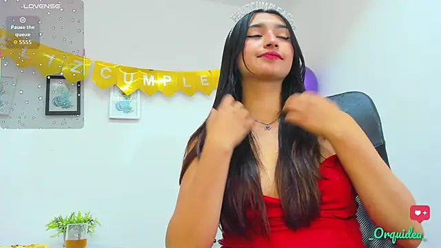 Snapshot of _Orquidea_ chatting on September 30, 2025, 2:12 pm  Orquidea  online show from September 30, 2025, 2:12 pm