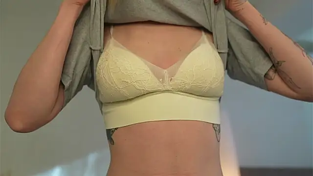 Cyberheart  online show from October 2, 2025, 12:52 pm