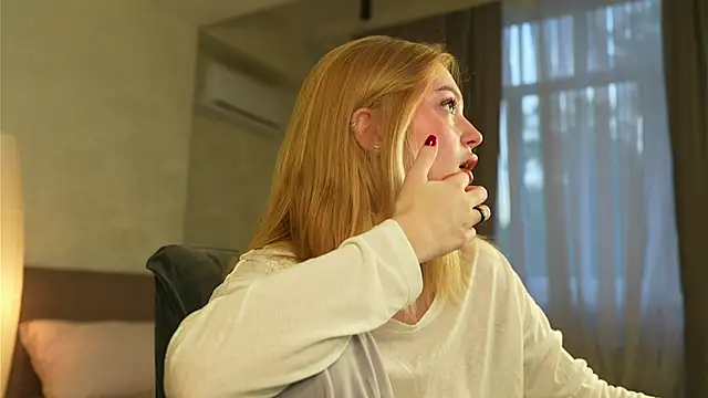 Cyberheart  online show from September 27, 2025, 2:45 pm