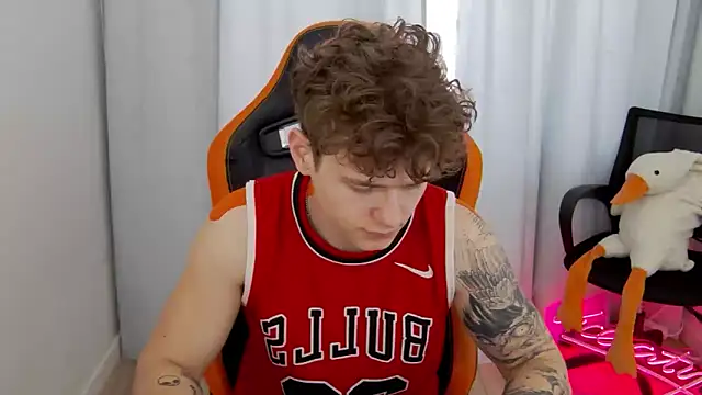 DanyDavis online show from April 14, 2026, 9:58 am