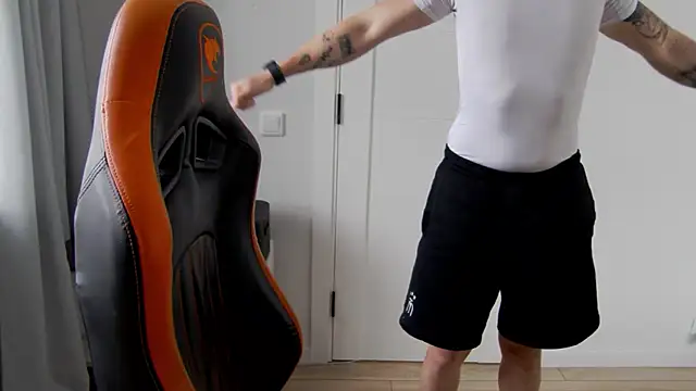 DanyDavis online show from March 3, 2026, 11:06 am