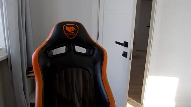 DanyDavis online show from March 6, 2026, 9:04 am