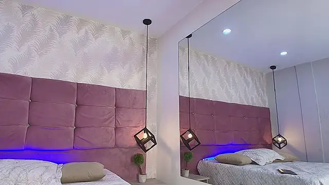 Snapshot of Jenna-Mitchell chatting on September 22, 2025, 3:45 am Jenna-Mitchell online show from September 22, 2025, 3:45 am