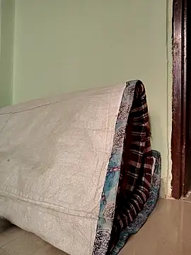 Desi Bhabi 01 online show from November 3, 2025, 3:34 am