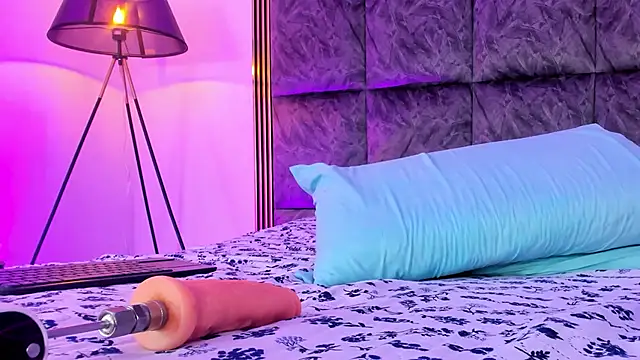 Snapshot of MeliissaAdamss chatting on October 29, 2025, 9:14 pm MeliissaAdamss online show from October 29, 2025, 9:14 pm