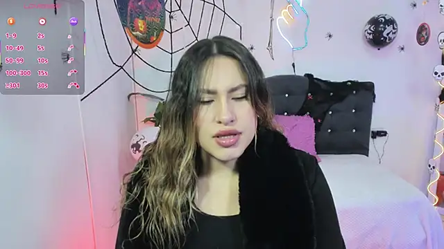 Snapshot of saaya_tay chatting on October 29, 2025, 3:05 am saaya tay online show from October 29, 2025, 3:05 am