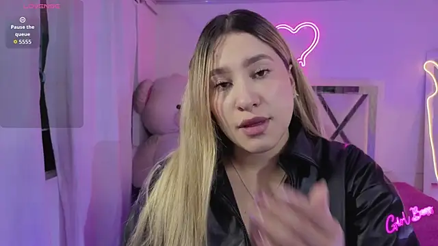 saaya tay online show from April 18, 2026, 3:20 am