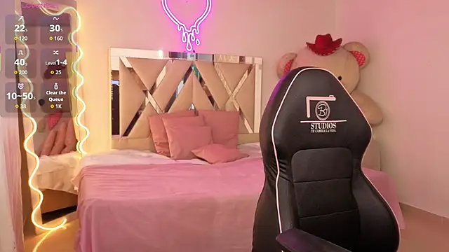 kissy tay online show from October 16, 2025, 12:02 pm