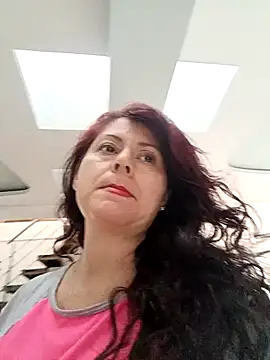 Snapshot of lunadicty chatting on February 8, 2026, 8:39 pm lunadicty online show from February 8, 2026, 8:39 pm