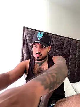 PapiStan online show from December 15, 2025, 6:25 pm