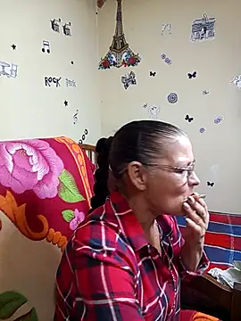 Snapshot of katrina_perez chatting on October 7, 2025, 10:22 pm katrina perez online show from October 7, 2025, 10:22 pm