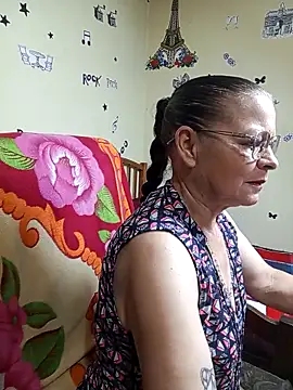 Snapshot of katrina_perez chatting on October 11, 2025, 9:38 pm katrina perez online show from October 11, 2025, 9:38 pm