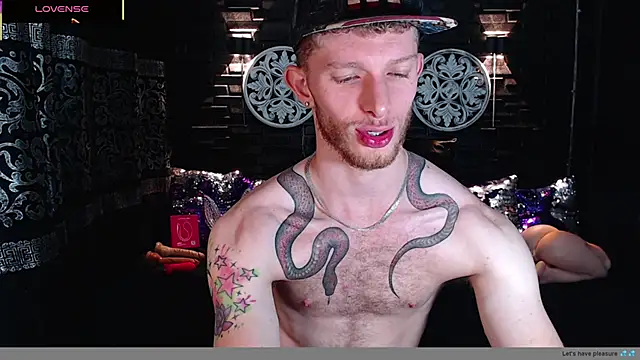 Snapshot of andrewxbi chatting on October 2, 2025, 11:35 am andrewxbi online show from October 2, 2025, 11:35 am