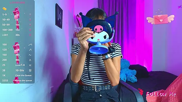 Snapshot of SkylerBennet chatting on July 13, 2026, 3:39 am SkylerBennet online show from July 13, 2026, 3:39 am