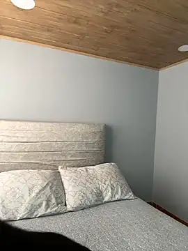 KimberlyBrown25 online show from April 19, 2026, 6:21 pm