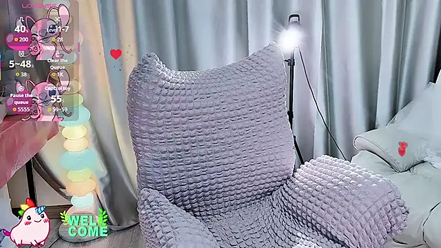 Snapshot of Meng-MM chatting on October 22, 2025, 2:00 am Meng-MM online show from October 22, 2025, 2:00 am