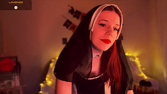 Snapshot of TheMargieDorene chatting on October 30, 2025, 9:44 pm TheMargieDorene online show from October 30, 2025, 9:44 pm