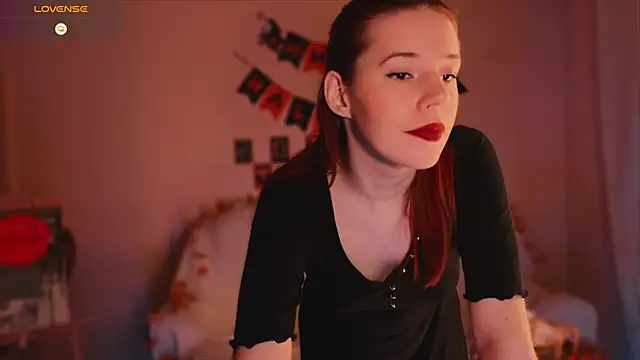 Snapshot of TheMargieDorene chatting on October 27, 2025, 10:22 pm TheMargieDorene online show from October 27, 2025, 10:22 pm