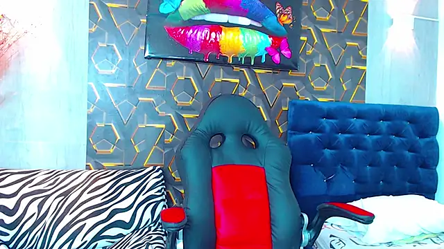 Snapshot of black_king_241 chatting on October 10, 2025, 3:18 am black king 241 online show from October 10, 2025, 3:18 am