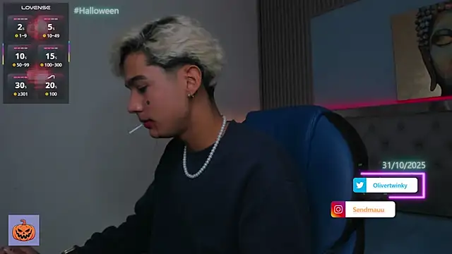 OliverTwinky online show from October 28, 2025, 4:57 am