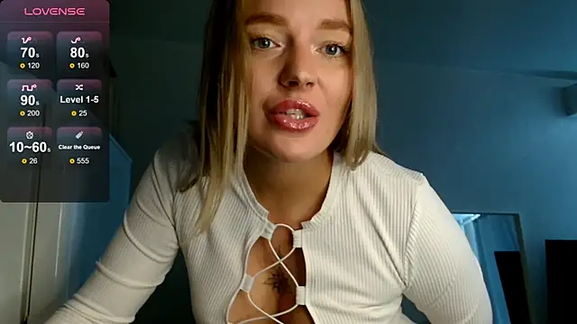 Snapshot of Eva___forever chatting on September 17, 2025, 4:25 am Eva   forever online show from September 17, 2025, 4:25 am