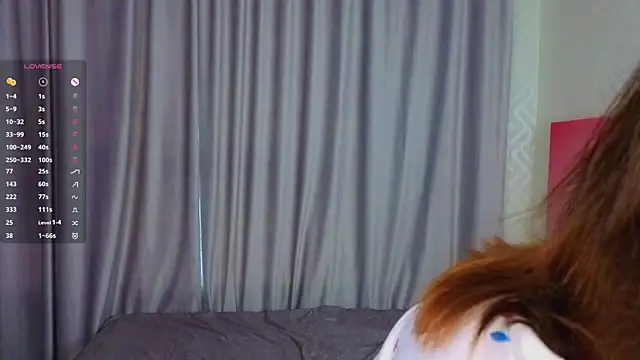 FancyHenley online show from October 4, 2025, 2:46 am